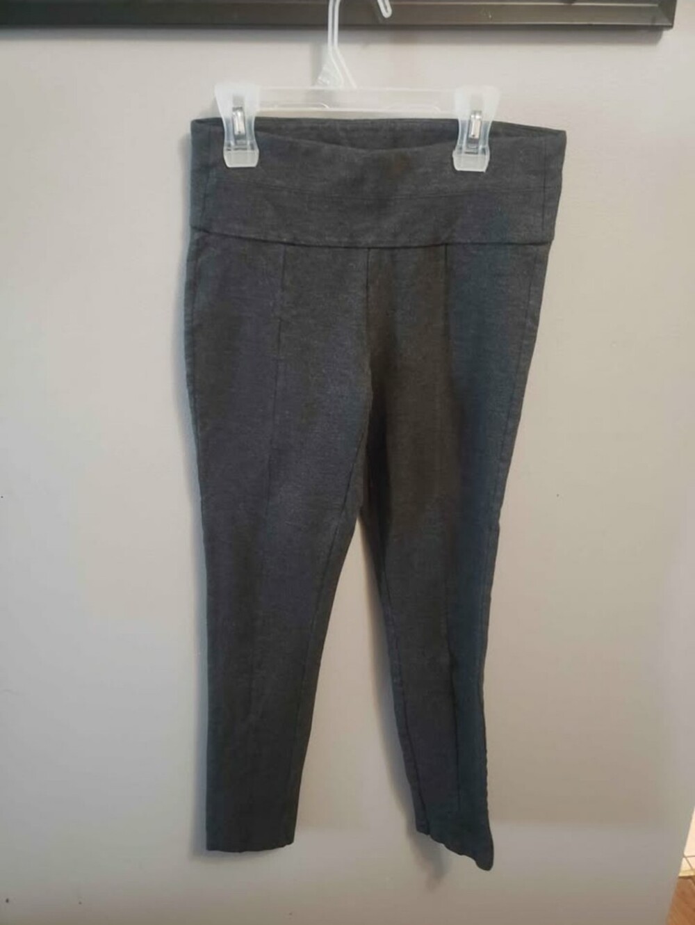 le chateau Dark Gray High-Waist Ponte Leggings